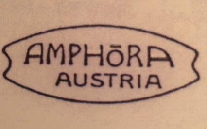 Amphora-_-Austria-in-Oval